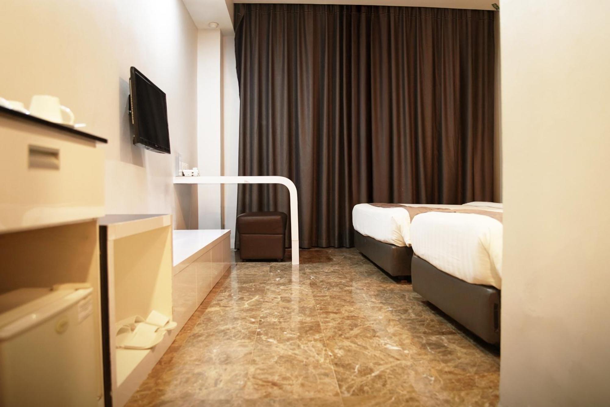 Dreamtel Jakarta Luaran gambar