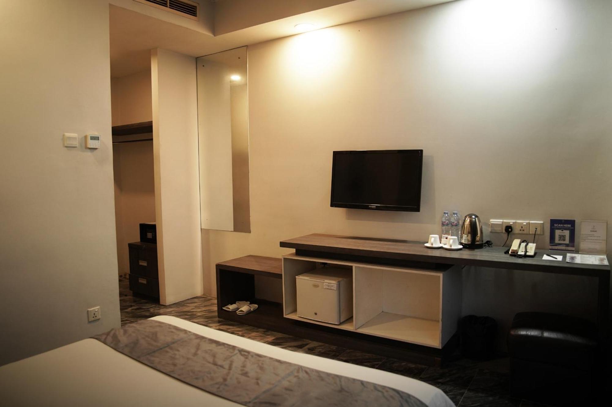 Dreamtel Jakarta Luaran gambar