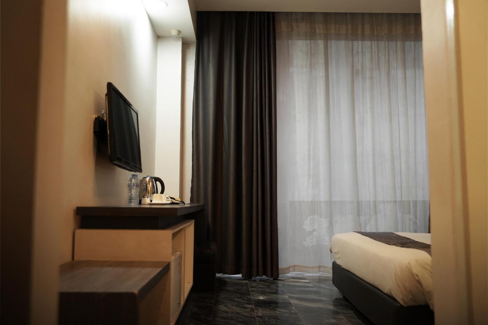 Dreamtel Jakarta Luaran gambar