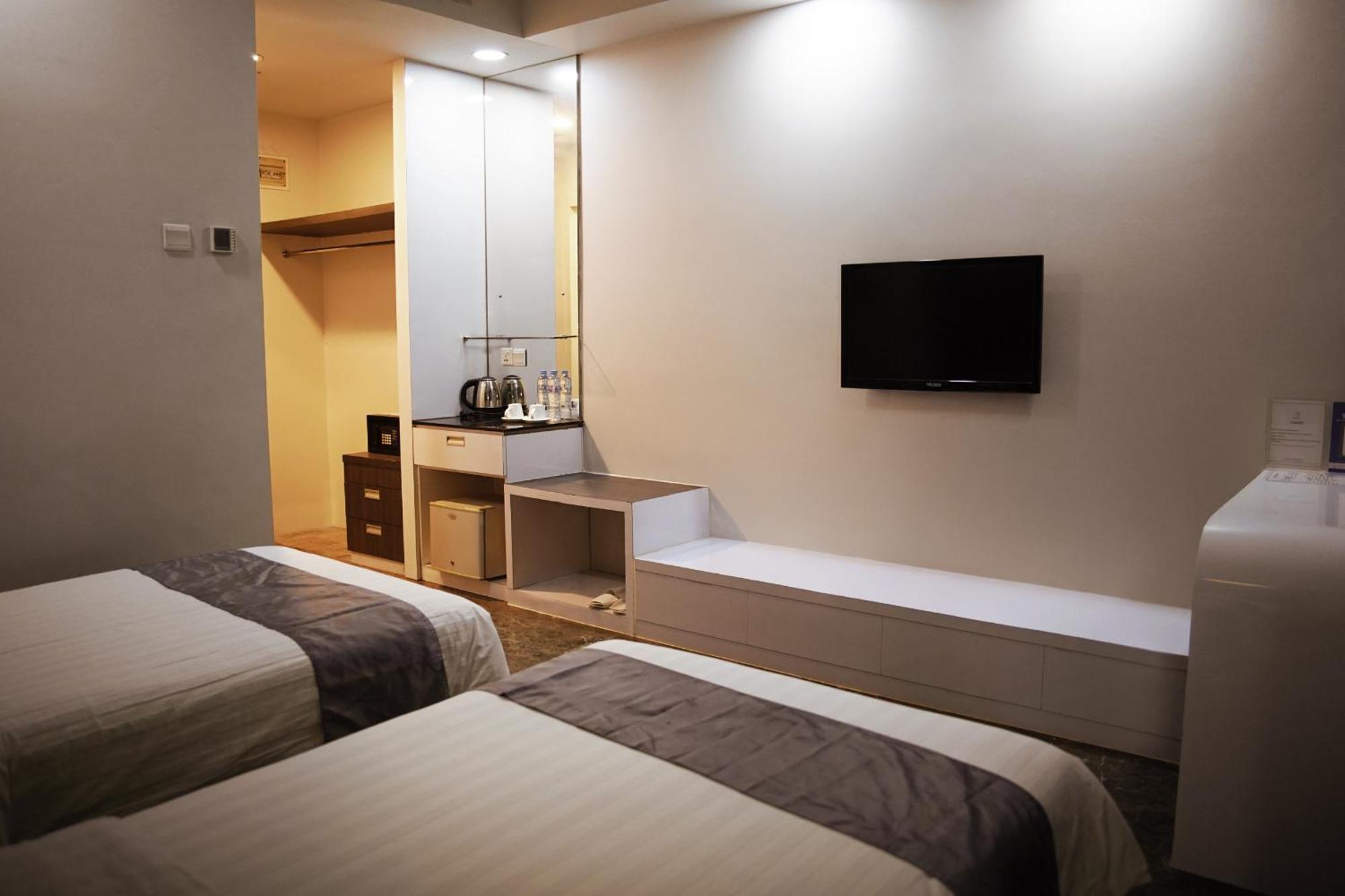 Dreamtel Jakarta Luaran gambar